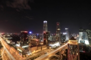 “一带一路”高峰论坛举行 北京城璀璨夜色