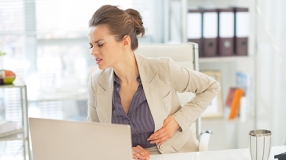 夜晚开车听这首歌超有感觉《亡命驾驶》主题曲《Nightcall》